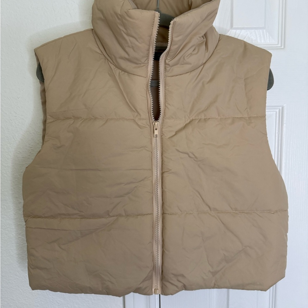 SHEIN Cropped Puffer Vest